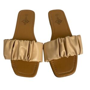 Sole Mates Ruched Slide Sandals Square‎ Toe Slip On Casual Beige Size 8 SU